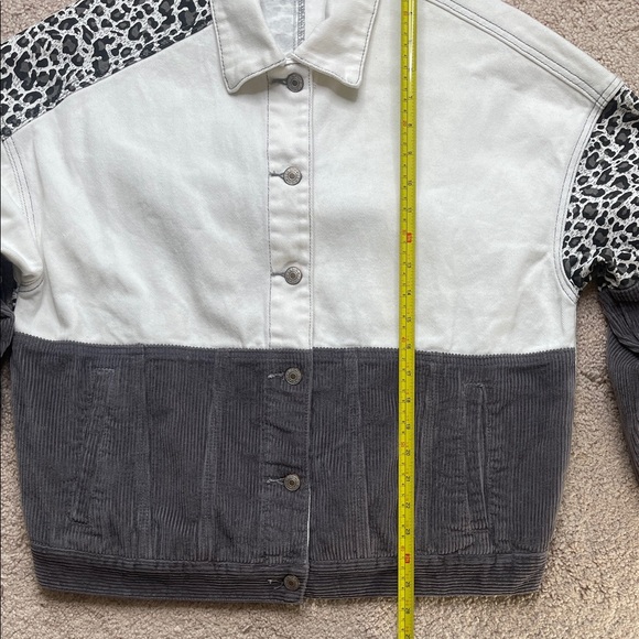 Two-Tone Jacket with Leopard Print - Picture 7 of 10